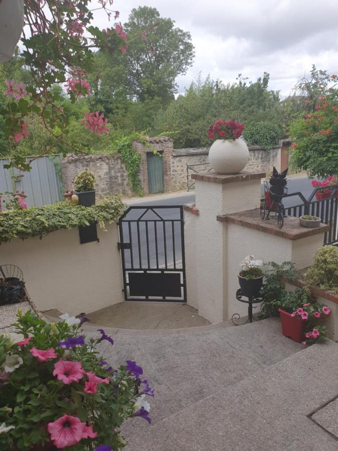 Sunset House Chambres De Hotes Magnac-Laval Exterior foto