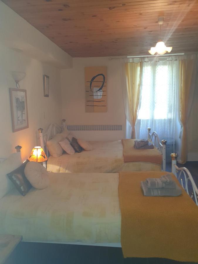 Sunset House Chambres De Hotes Magnac-Laval Exterior foto