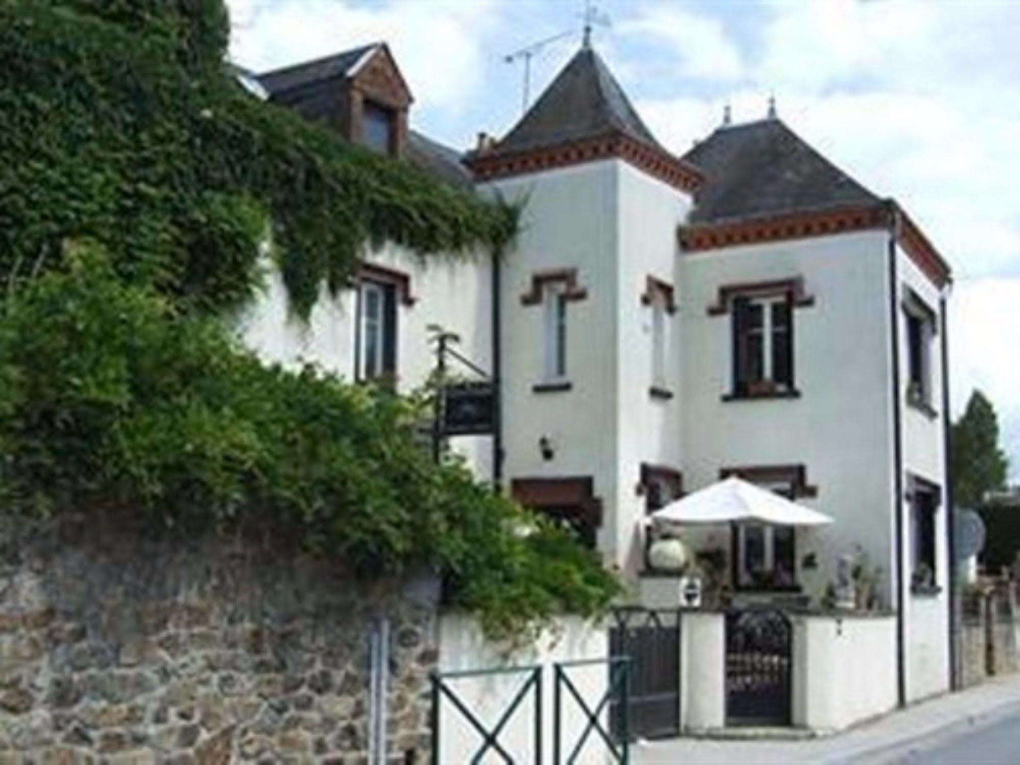 Sunset House Chambres De Hotes Magnac-Laval Exterior foto